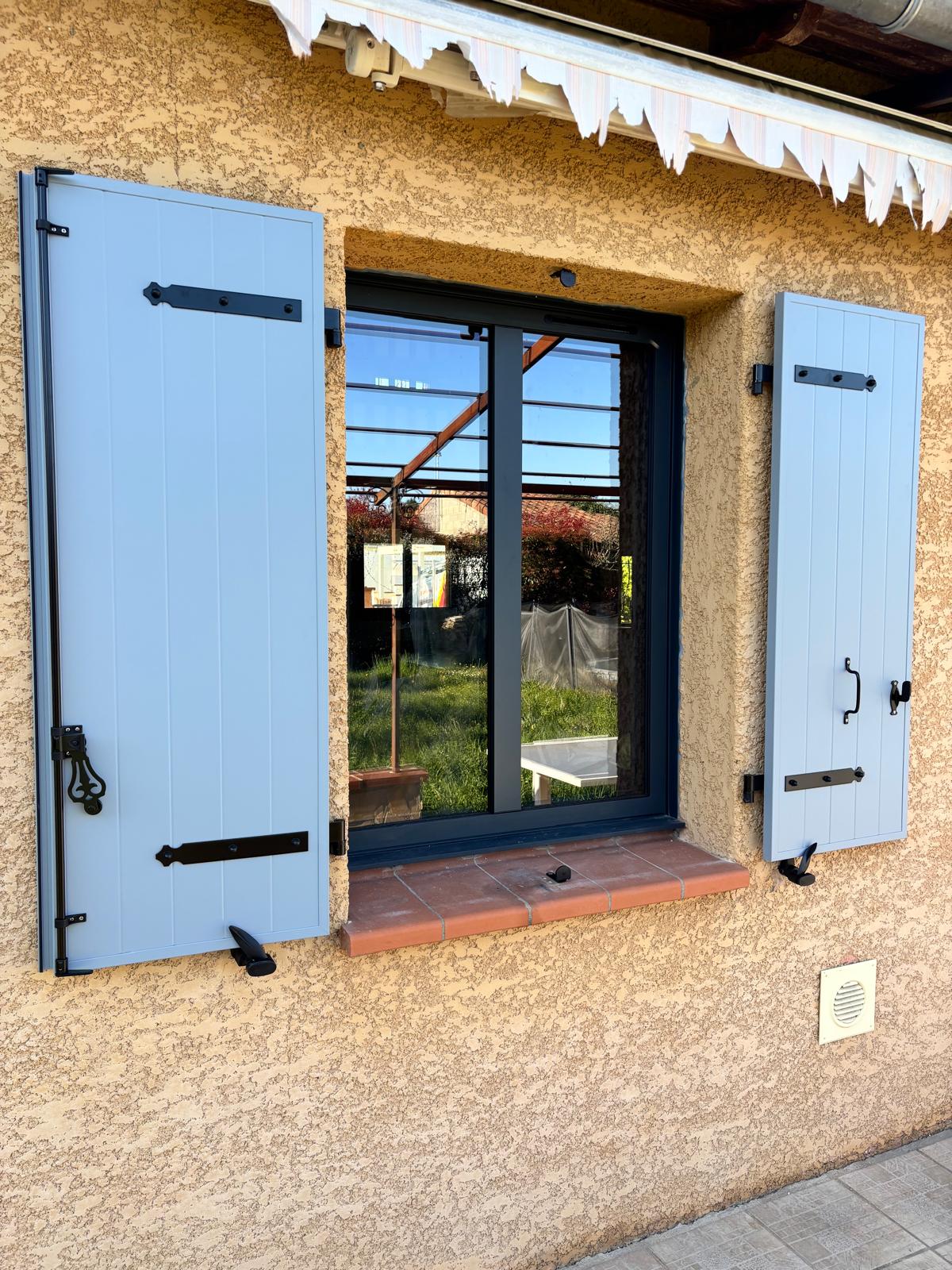 Fenêtres aluminium et volets battants à Toulouse